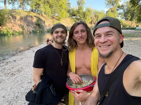 Seeds and brothers by the river