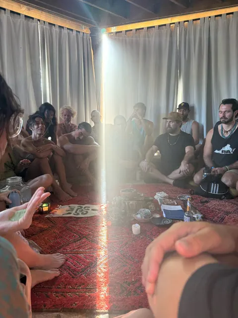 A shaft of light through the circle