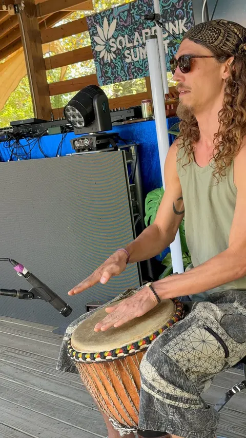 Djembe for Ka-Resh, in full daylight