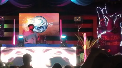 Hand raised sunset screen
