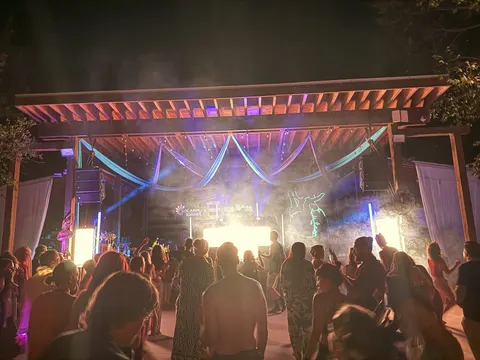 The pavilion in light