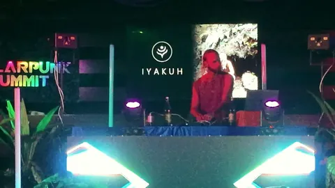 Iyakuh: Iyakuh on the screen