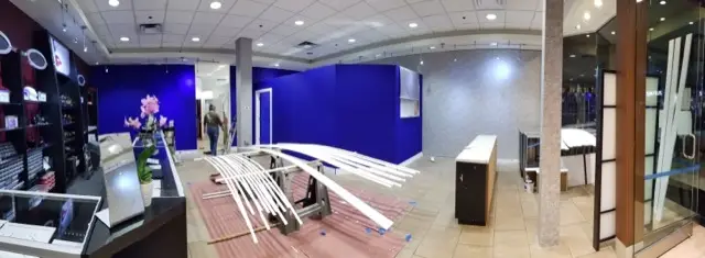 The Avanti store under construction